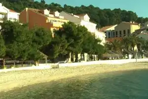 Stylish, Quiet and Beautiful Views Villa With a Pool, Drasnice