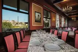 Interhotel Veliko Tarnovo, Veliko Tarnovo