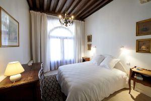 Carabelle Au Coeur de Hotel, Beaune