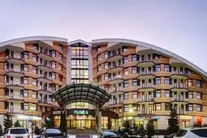 Alexander Flora Apartment