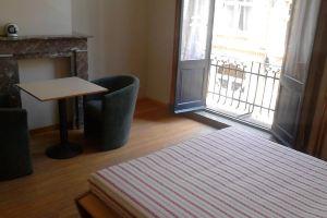 Homestay Number Thirty, Ieper