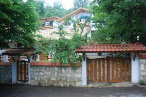 Villa Desi, Saints Constantine and Helena