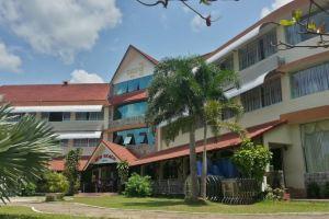 New Beach Hotel & Restaurant, Sihanoukville