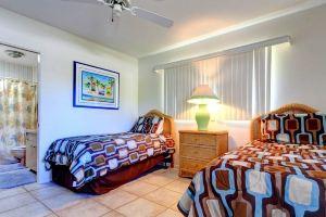 Harbor Paradise Home - Four Bedroom Home, Venice