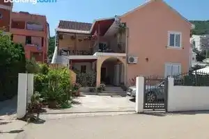 Sobe Nedović, Budva