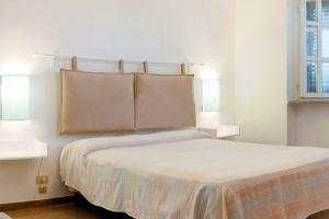 Assuntina Hotel, Castro