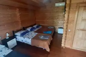 Мандарин База Отдыха, Gudauta