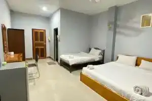 Hom Pho Gusethouse, Amphoe Chiang Khaung