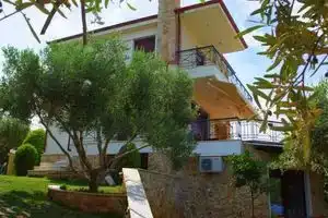 Sofia Luxury Maisonettes, Nikiti