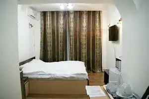 Kuze Hotel, Almaty