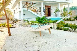 Villa Francesca Zanzibar, Uroa
