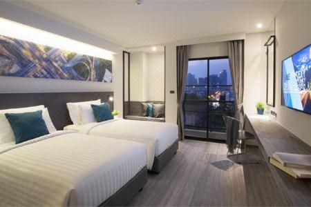 Cross Vibe Bangkok Sukhumvit - 32