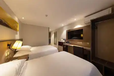 Hi Inn - 2