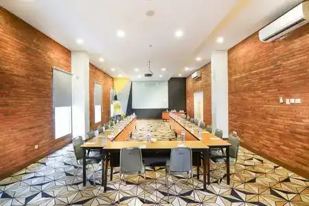 Yello Manggarai - 3