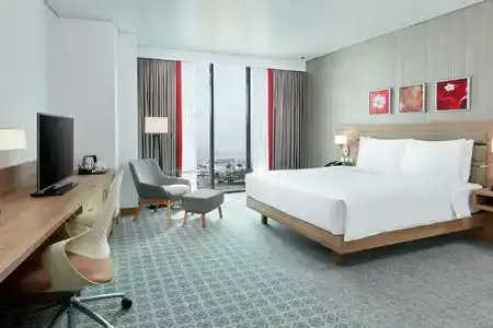 Hilton Garden Inn Muscat Al Khuwair - 4
