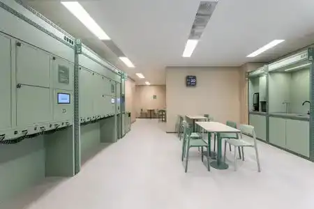 Hi Inn - 3