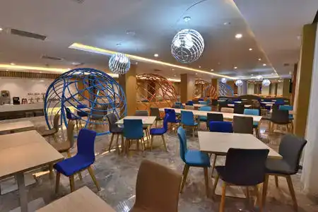 Holiday Inn Express Weihai Economic Zone - 8