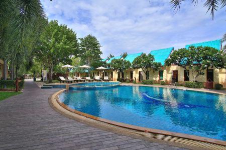 The Green Beach Resort - 3