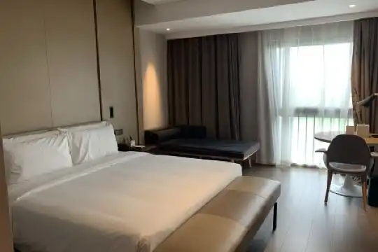 Atour - 9