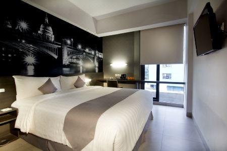Neo Tendean Jakarta by Aston - 100