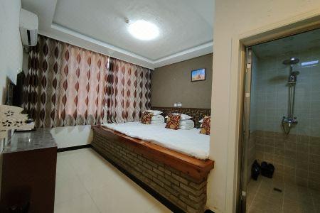Longxin Youth Hostel - 42