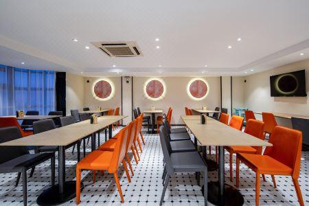 City Comfort Inn - 11