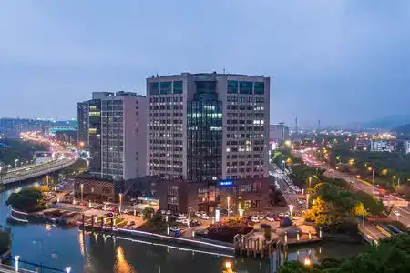 HanTing - 1