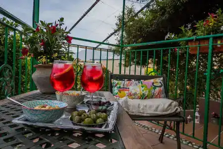 Villa Rocla Guest House - 5