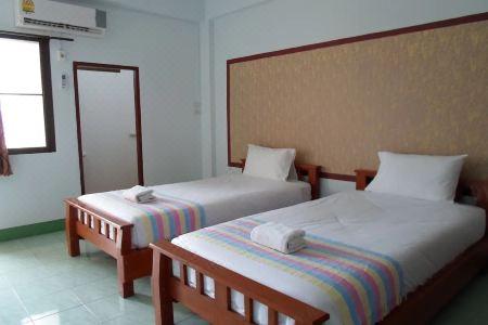 Baan Mitreejit - 28