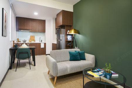The Initial Residence - 12