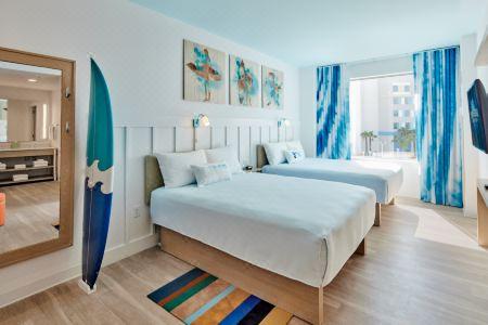 Universal's Endless Summer Resort – Dockside Inn and Suites - 3