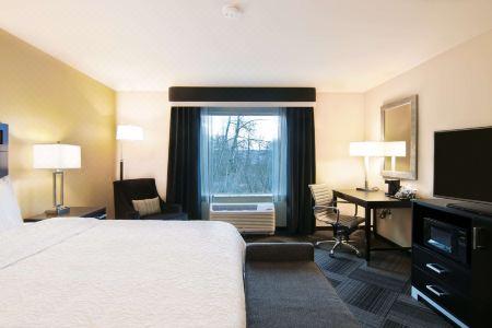 Hampton Inn & Suites Bellevue Downtown-Seattle - 22