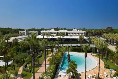 Savoy & Spa - Preferreds & Resorts - 1