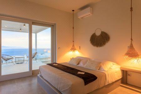 Iliades Boutique - 0