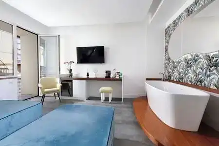 Tasso Suites & Spa - 2