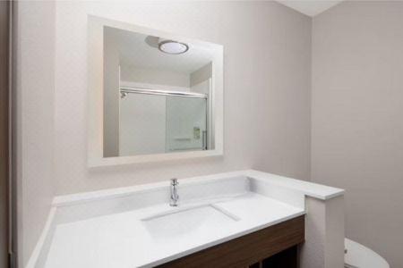 Holiday Inn Express & Suites FT MYERS BEACH-SANIBEL GATEWAY by IHG - 12