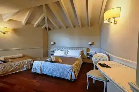 Suite Santa Chiara - 4