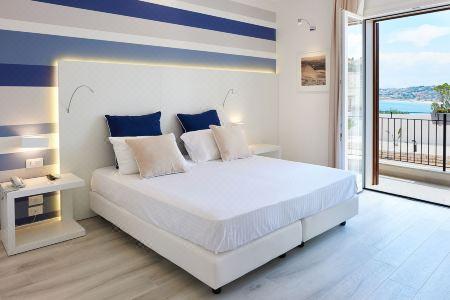 Marina di Petrolo Apartments - 7