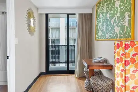 Castle Bamboo Waikīkī - 17