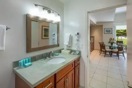 Waikiki Shore by OUTRIGGER - 110