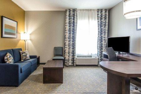 MainStay Suites Midland - 42