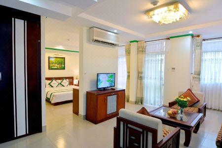 Green Garden Residence by OYO Rooms - 32