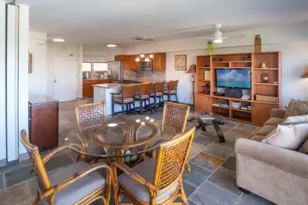 Waikiki Shore by OUTRIGGER - 12