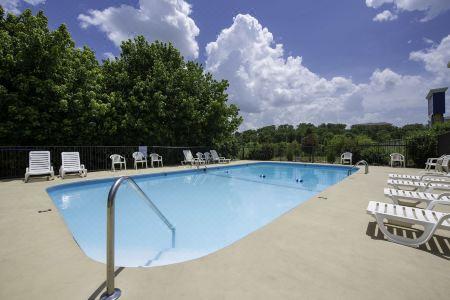 Brookwood Inn Branson - 2