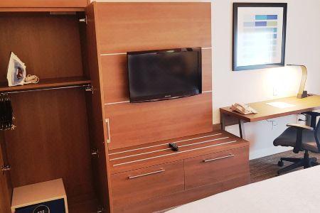 Holiday Inn Express & Suites SURREY by IHG - 52