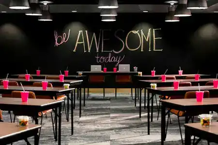 MOXY Phoenix Tempe/ASU Area - 5