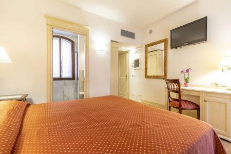 Bella Venezia - 56