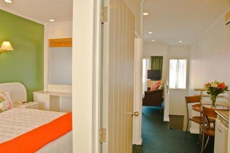 Beachfront Motel - 30