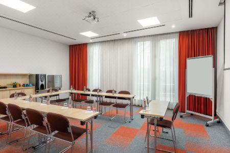 ibis Gyor - 8