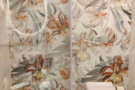 Sarang Palace - A Luxury Boutique - 159